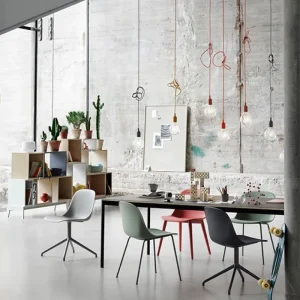 Muuto Fiber stol, snurrfunktion, svart läder