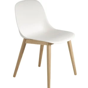 Muuto Fiber stol, träram, vit - ek