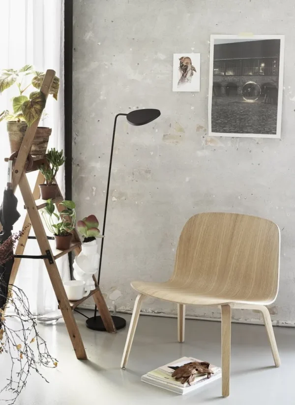 Muuto Leaf golvlampa, svart