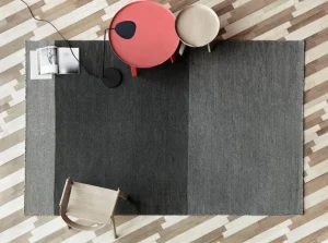 Muuto Leaf golvlampa, svart