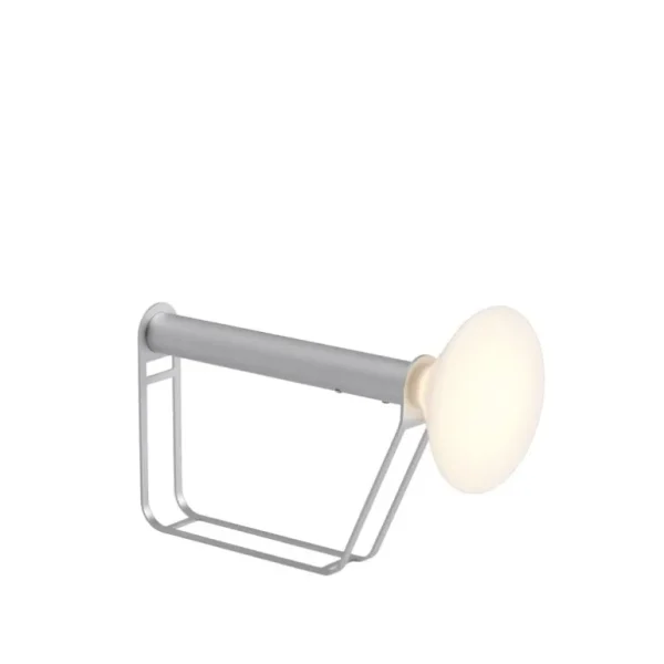 Muuto Piton bärbar lampa,