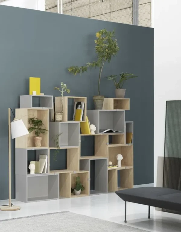 Muuto Stacked hyllmodul med bakstycke, liten, ljusgrå