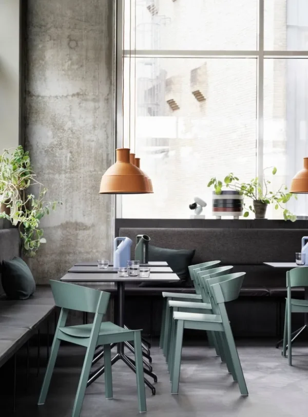 Muuto Still Cafe bord 75 x 65 cm, svart