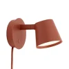 Muuto Tip vägglampa, kopparbrun