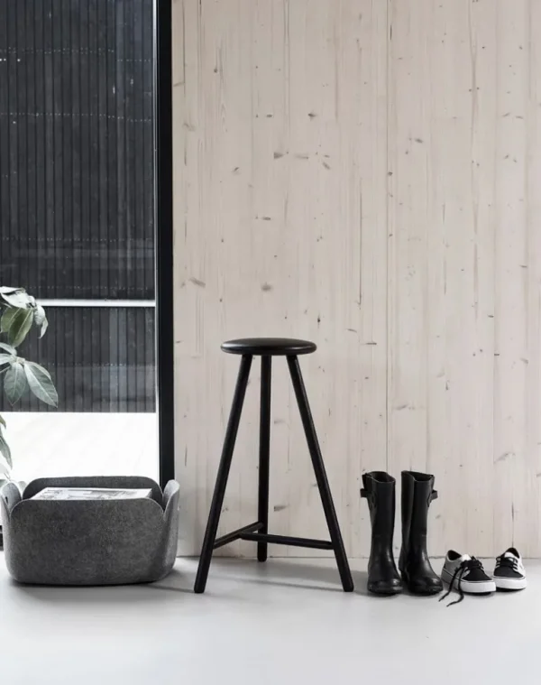 Nikari Perch barstol 63 cm, svart