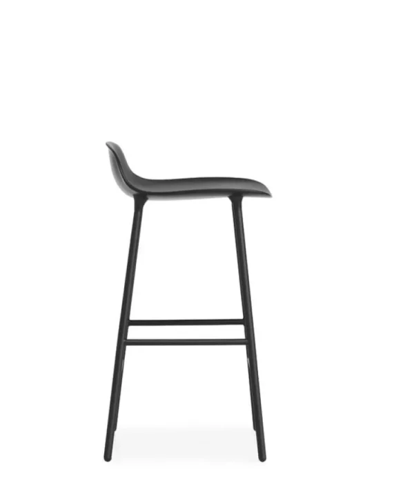 Normann Copenhagen Form barstol 65 cm, stålfot, svart