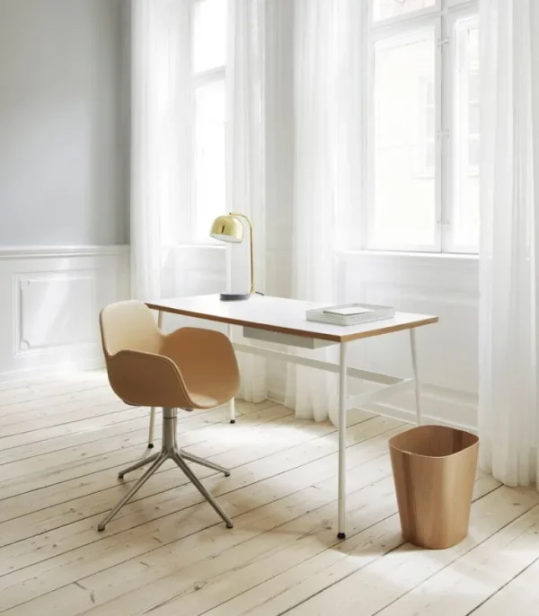 Normann Copenhagen Form Swivel 4L fåtölj, aluminium - Synergy 16