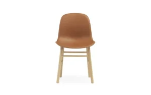 Normann Copenhagen Form stol, ek - brandy läder Ultra