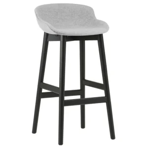 Normann Copenhagen Hyg barstol, 75 cm, svart ek - Synergy 16