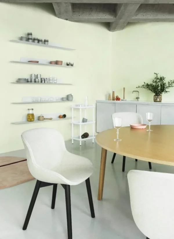 Normann Copenhagen Hyg stol, svart ek - Synergy 16