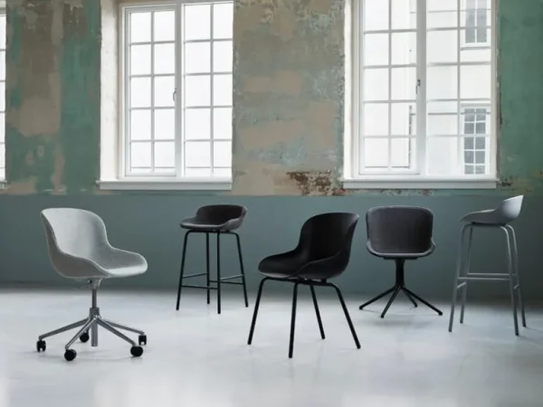 Normann Copenhagen Hyg stol med 5 hjul, svängbar, aluminium - Synergy 16