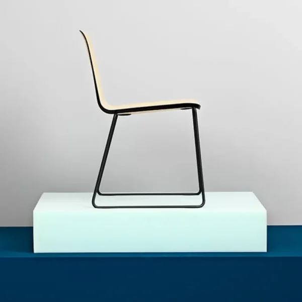 Normann Copenhagen Just Chair, ek - krom