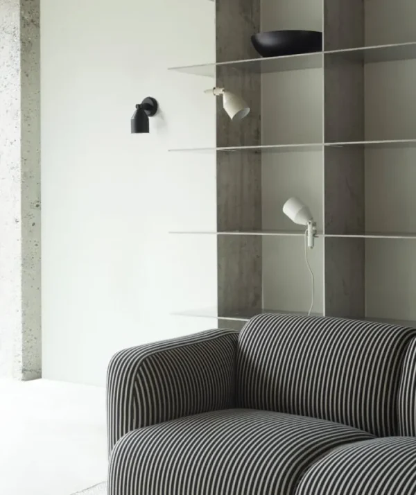 Normann Copenhagen Klip vägglampa, warm grey