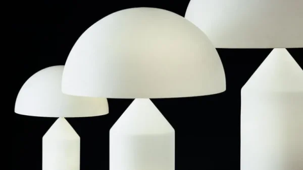 Oluce Atollo 235 bordslampa, vit