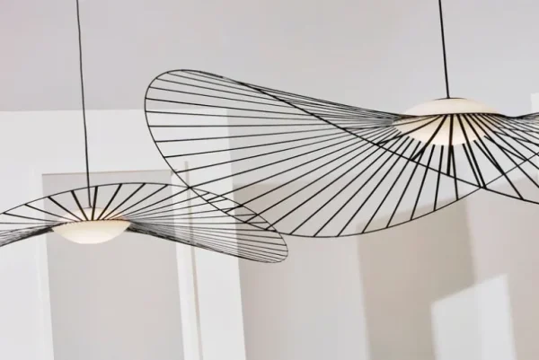 Petite Friture Vertigo Nova pendellampa, 140 cm, svart - vitt glas