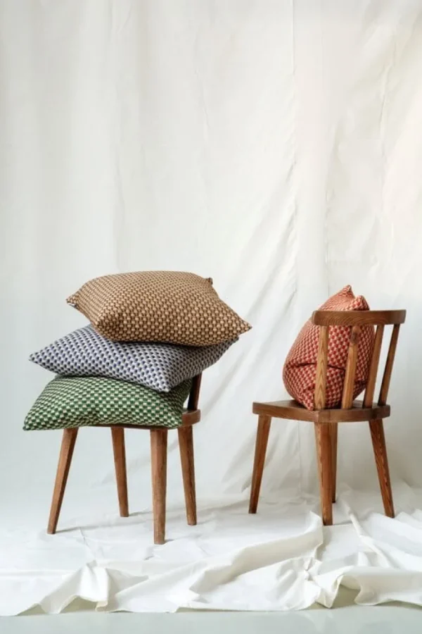 Ru00f8ros Tweed Røros Tweed Isak kudde, 60 x 60 cm, kastanj