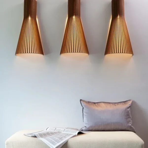 Secto Design Secto 4230 vägglampa 60 cm, valnöt