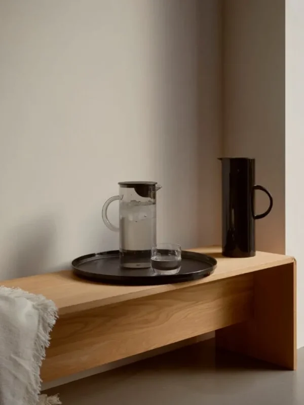 Stelton EM77 kanna med lock, 1,5 l, rökgrå