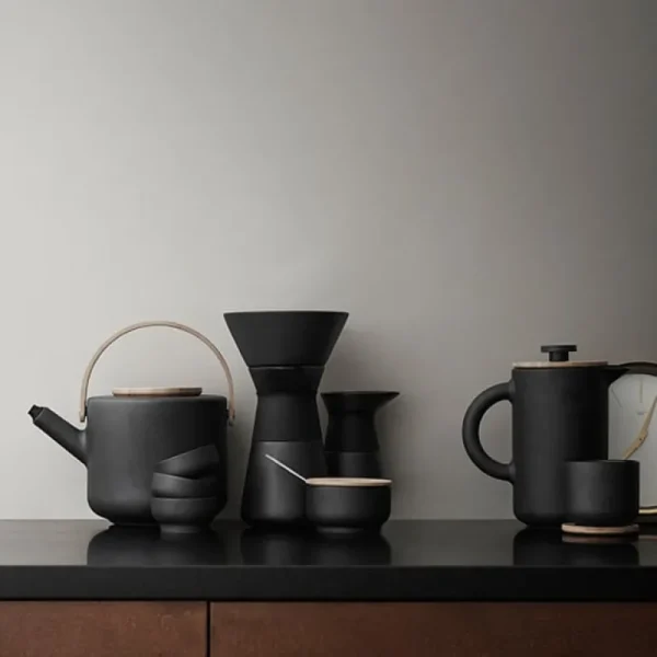 Stelton Theo tekopp med underlägg, svart