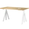 String Furniture String Works höj- och sänkbart skrivbord, 140 cm, ek