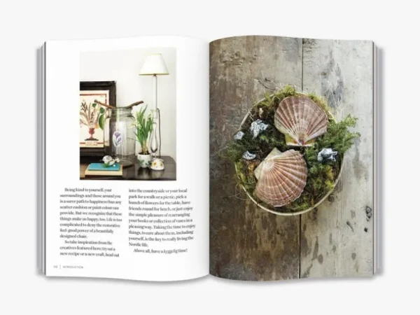 Thames & Hudson Thames & Hudson Real Nordic Living: Design. Food. Art. Travel.