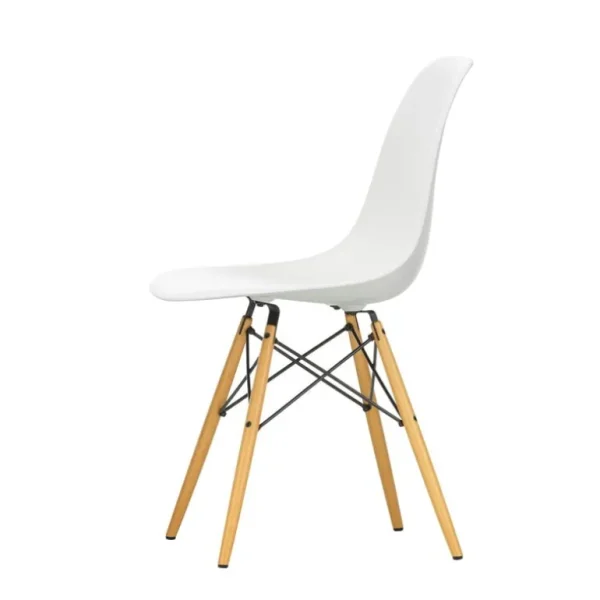 Vitra Eames DSW stol, cotton white RE - lönn