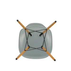 Vitra Eames DSW stol, light grey RE - lönn