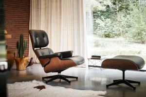 Vitra Eames fåtölj, klassisk storlek, American cherry - svart läder