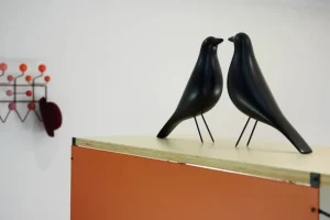 Vitra Eames House Bird, svart