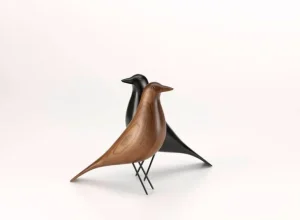 Vitra Eames House Bird, valnöt