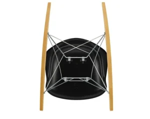 Vitra Eames RAR gungstol, deep black RE - krom - lönn