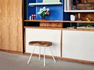 Vitra Tabouret 307 pall, naturlig ek