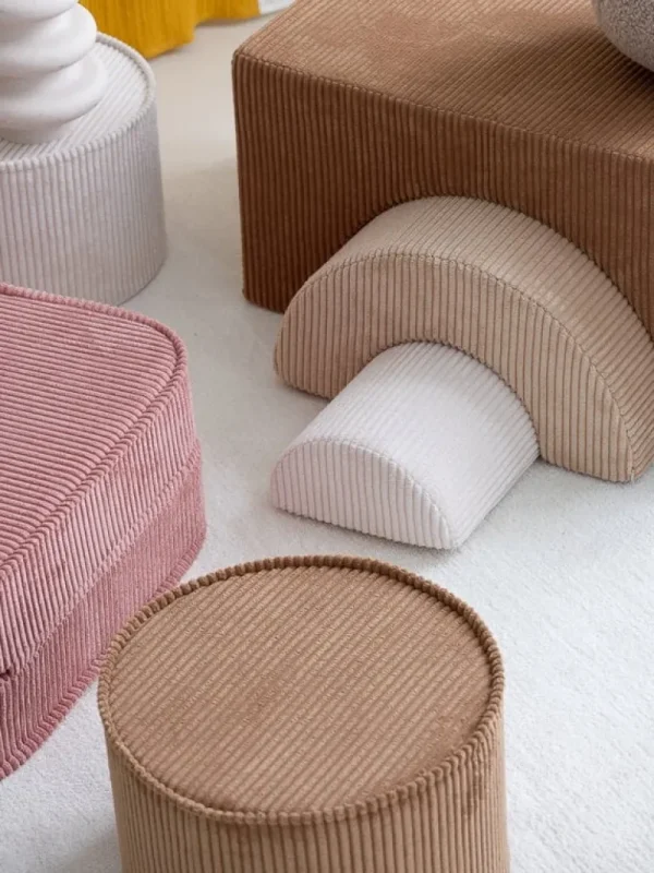 Barn Wigiwama Pouffe set, pink mousse